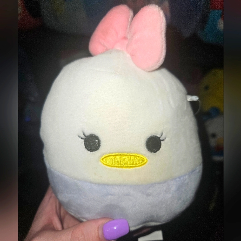 NWT Squishmallows Disney Daisy Duck 5"